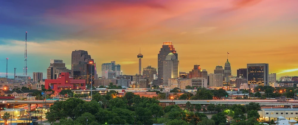San Antonio, Texas, USA downtown skyline at dusk.